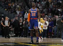 尼克斯客场大胜公牛，取得关键胜利