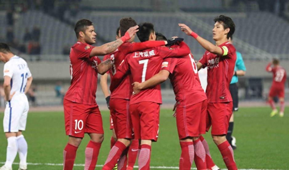 苹果手机-包含上海海港力克山东鲁能，取得三分的词条