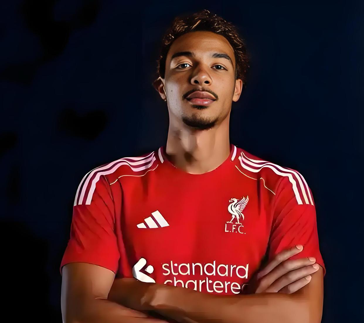 切尔西客场逼平利物浦，表现出色