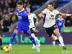 西甲劲旅前锋因伤告别赛季，困扰重重低迷期